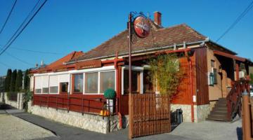 Dobos Pub& Pizzéria, Győr